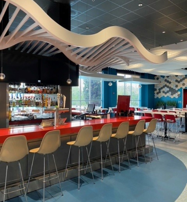 Restaurants & Entertainment